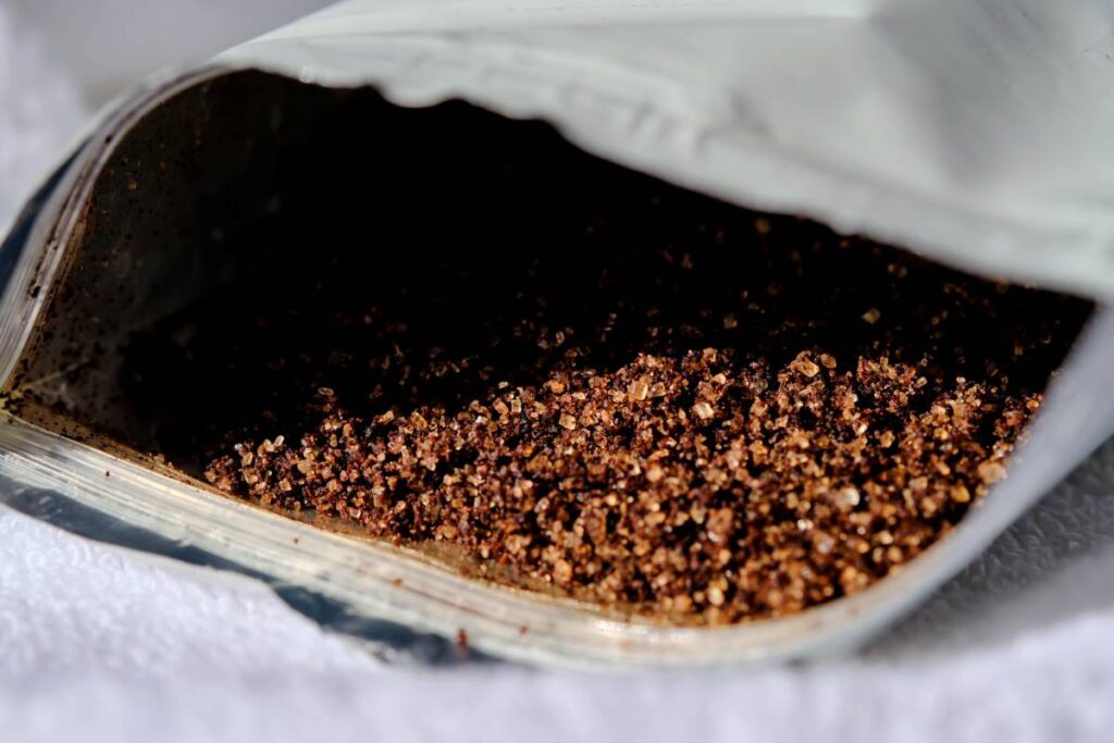 Coffee scrub in a pack.